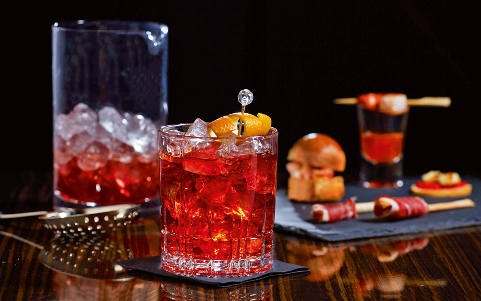 negroni-κοκτέιλ-η-συνταγή-από-το-καλύτερο-μπ-561651970