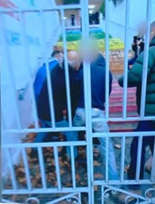 «Θεματοφύλακες του Συντάγματος»: Επικίνδυνα κρούσματα αρνητών-3