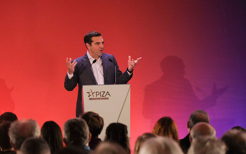 τσίπρας-βασική-προτεραιότητά-μας-είν-561623344