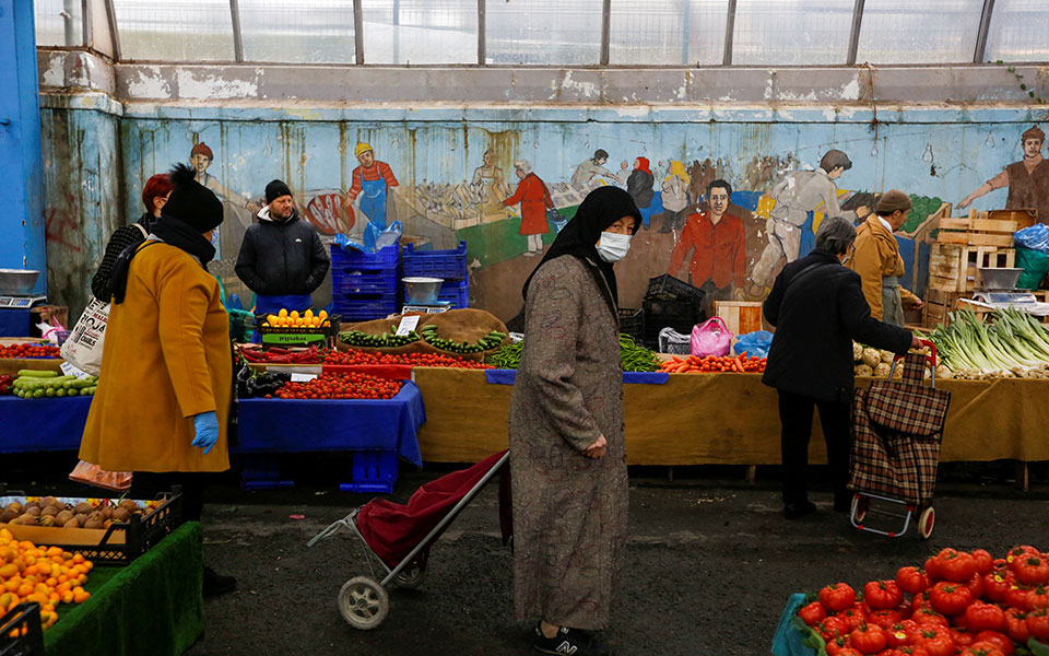 τουρκία-168-θάνατοι-σχεδόν-18-800-νέα-κρούσμα-561644656