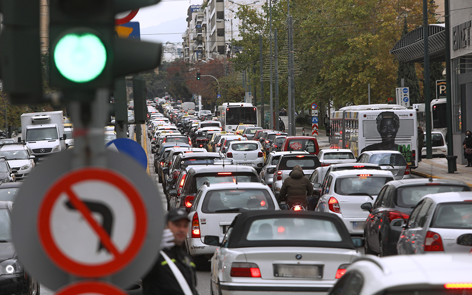 μπλόκο-σε-όσα-οχήματα-είναι-ανασφάλισ-561630889