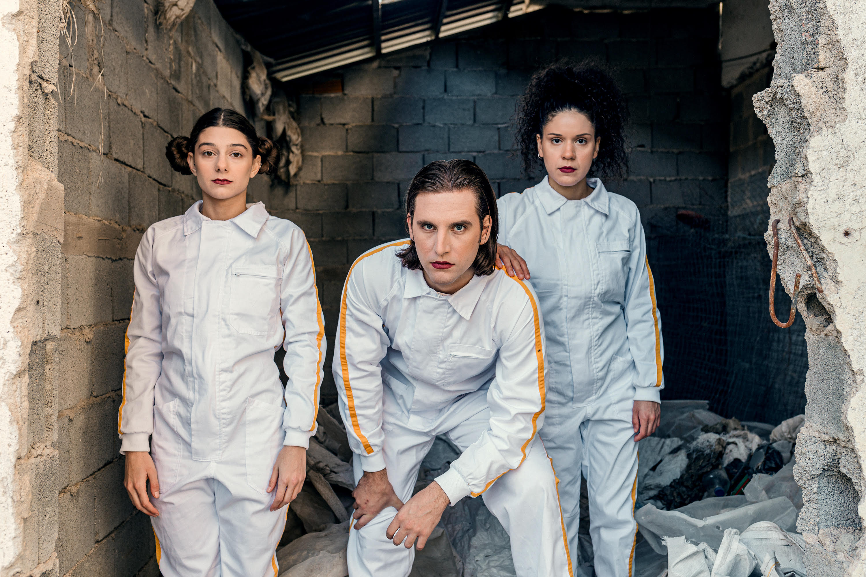 «Το Αυγό του Κόκορα» στο Θέατρο 104-1