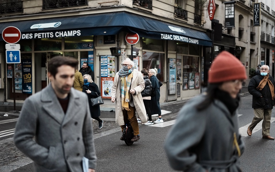 μετάλλαξη-όμικρον-εννέα-επιβεβαιωμέ-561613567