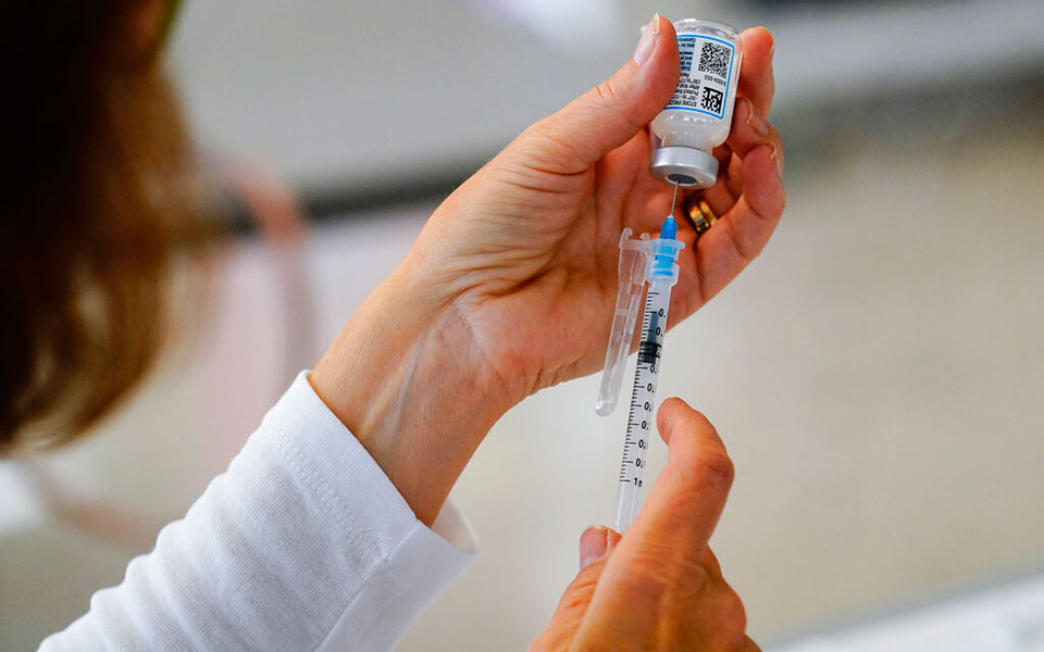 κύπρος-αρχίζει-ο-εμβολιασμός-με-την-3η-561620857