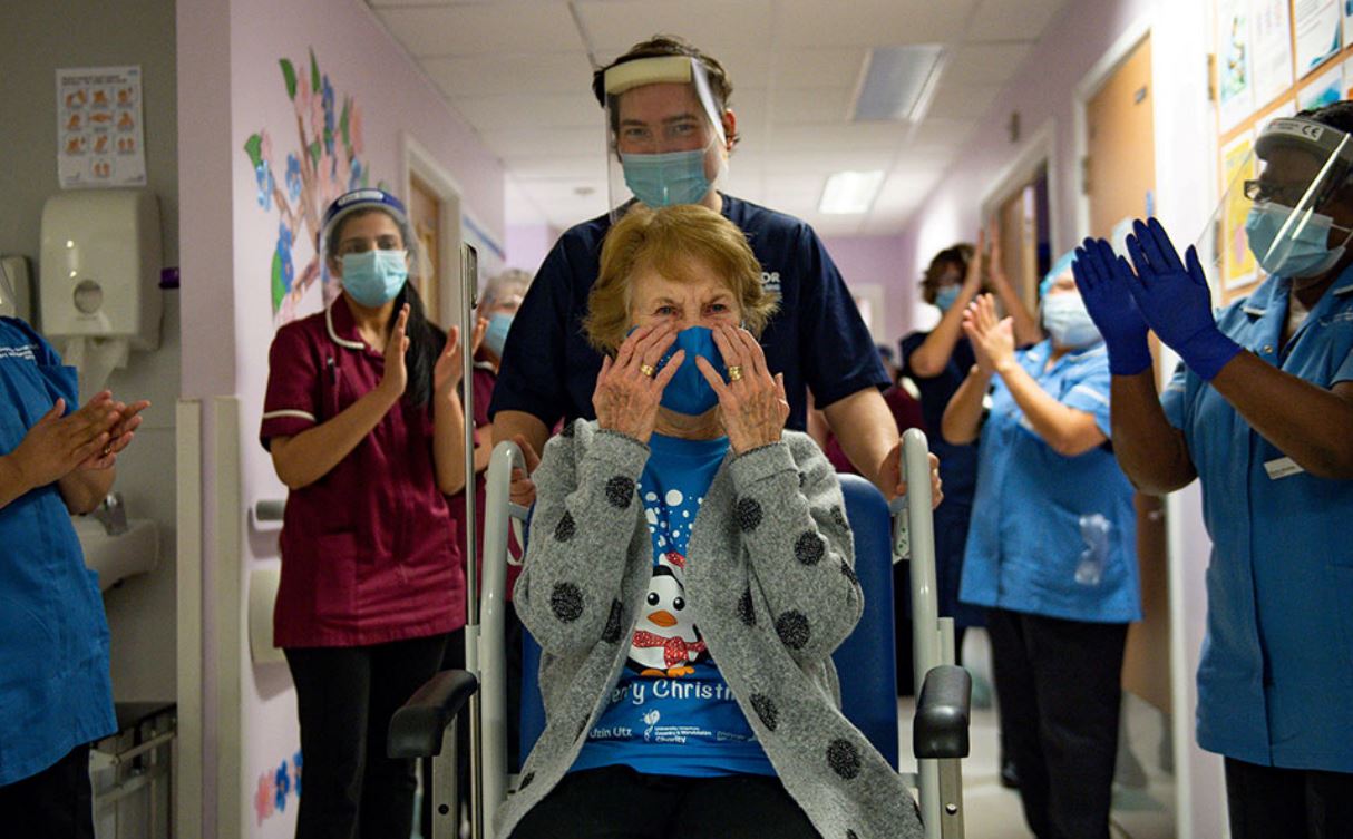 v-day-ένας-χρόνος-μετά-τον-1ο-εμβολιασμό-κατ-561620926