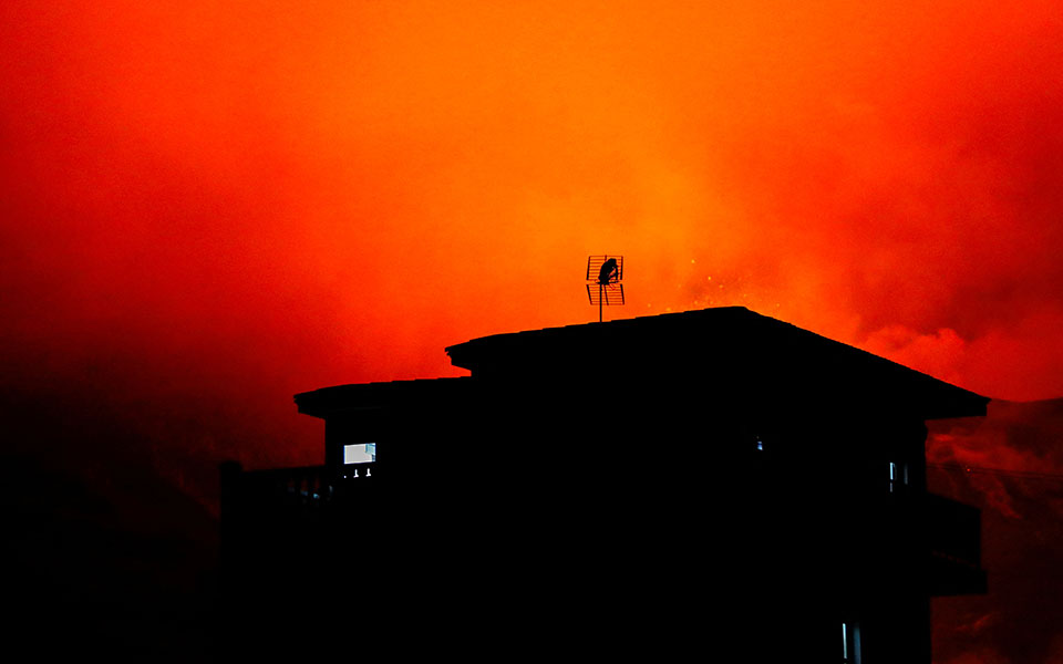 ισπανία-σε-lockdown-33-000-κάτοικοι-της-λα-πάλμα-λό-561628051