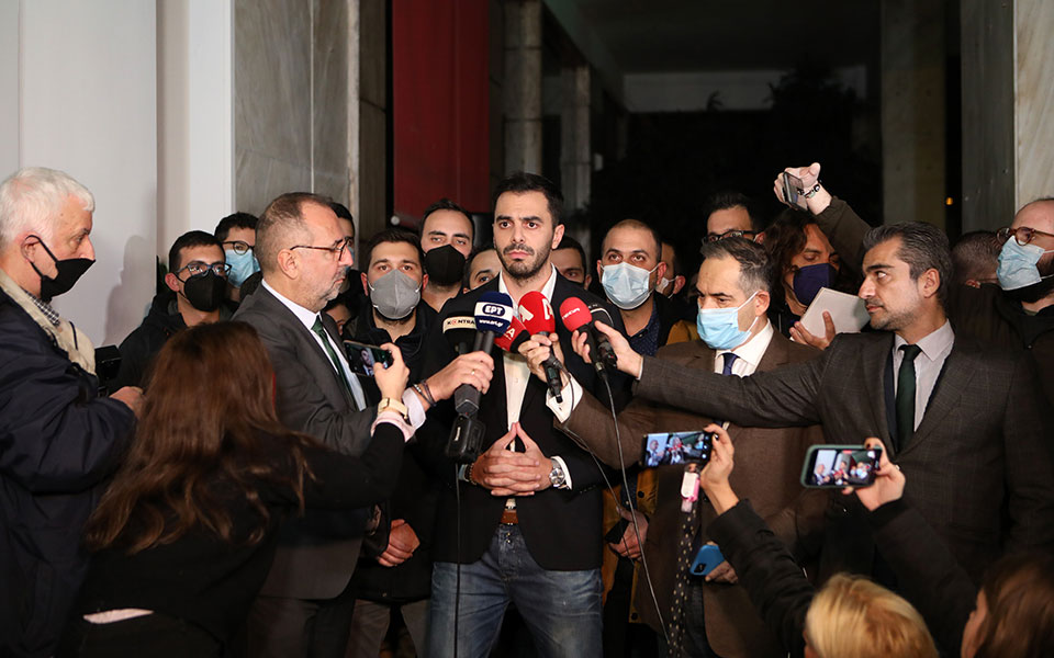 χριστοδουλάκης-οι-κρίσιμες-μάχες-είν-561627523