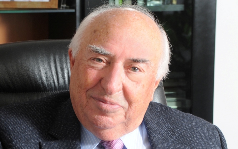 πέθανε-ο-ιδρυτής-του-ομίλου-mετro-παντελ-561689866