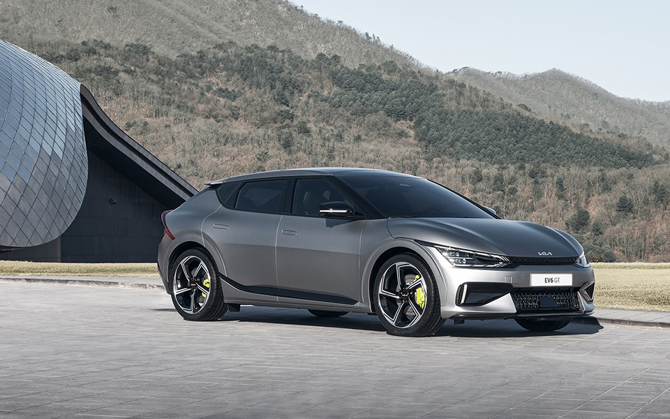 τα-kia-ev6-και-carnival-κέρδισαν-τα-βραβεία-2021-good-design-561682597