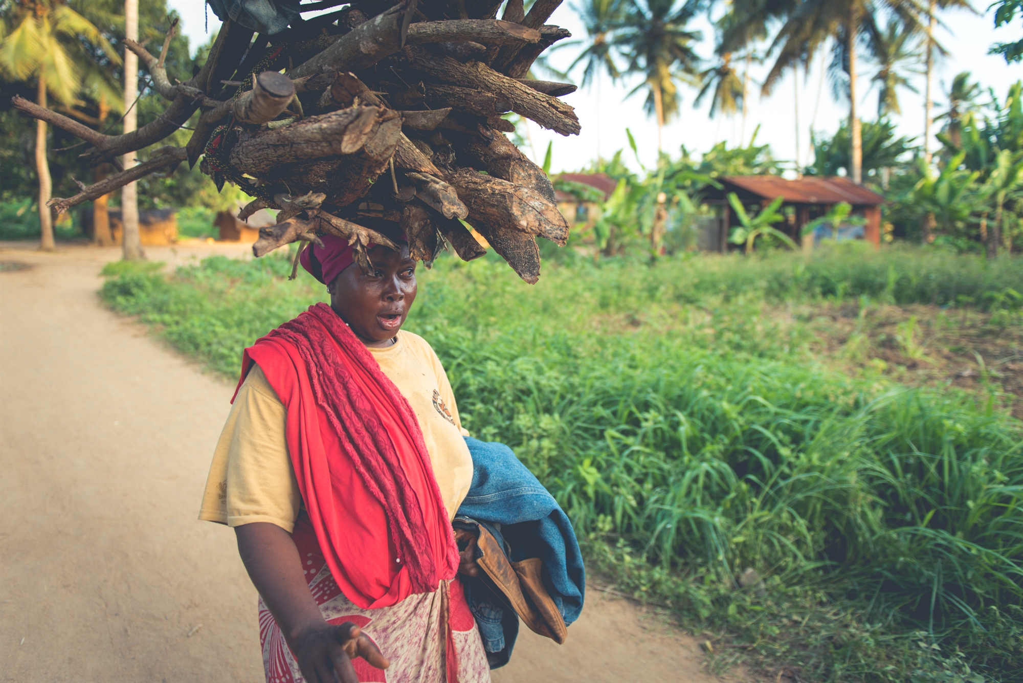 Ενα φτωχό χωριό, πλούσιο σε καρδιές-3
