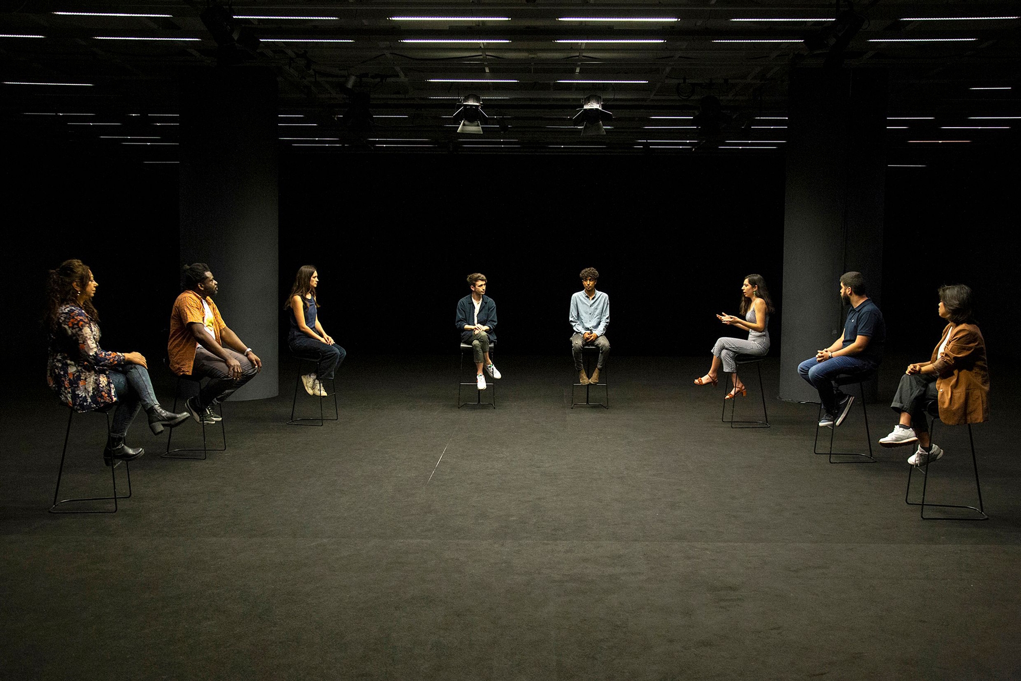 οι-πολλοί-διαφορετικοί-ενεργοί-πολίτ-561665038