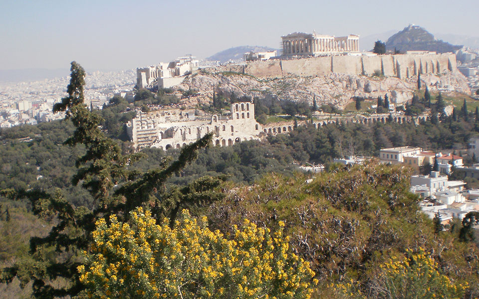 στο-καταφύγιο-της-ακρόπολης-561694036