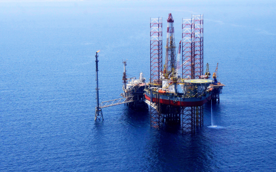 δάνειο-905-εκατ-ευρώ-από-την-παρευξείνια-561656848