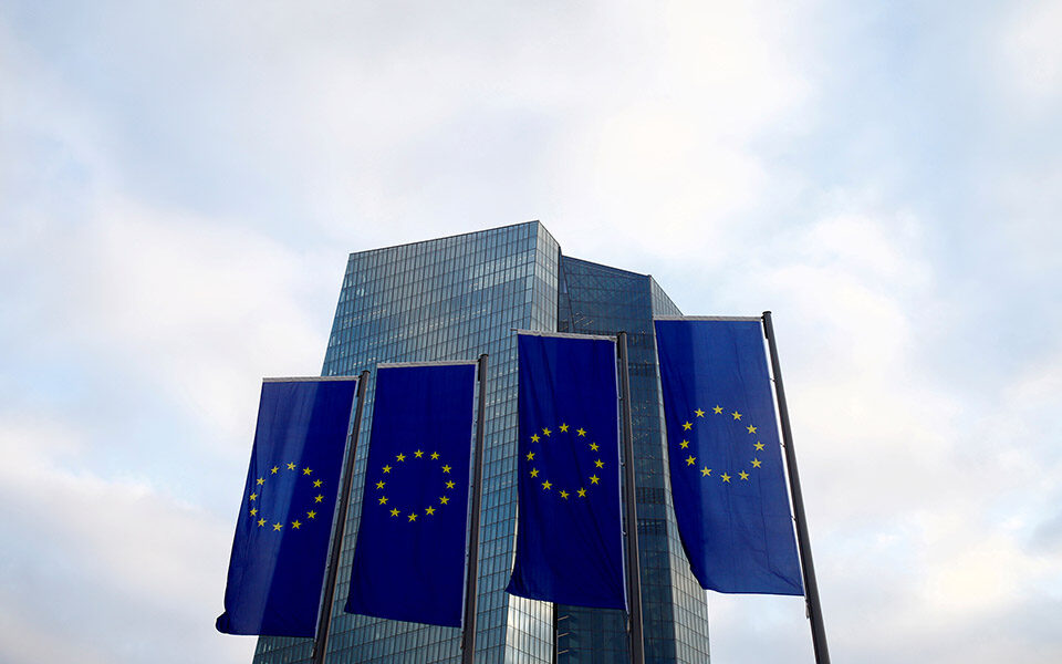 η-πολιτική-της-εκτ-και-το-πρόβλημα-επικ-561658369