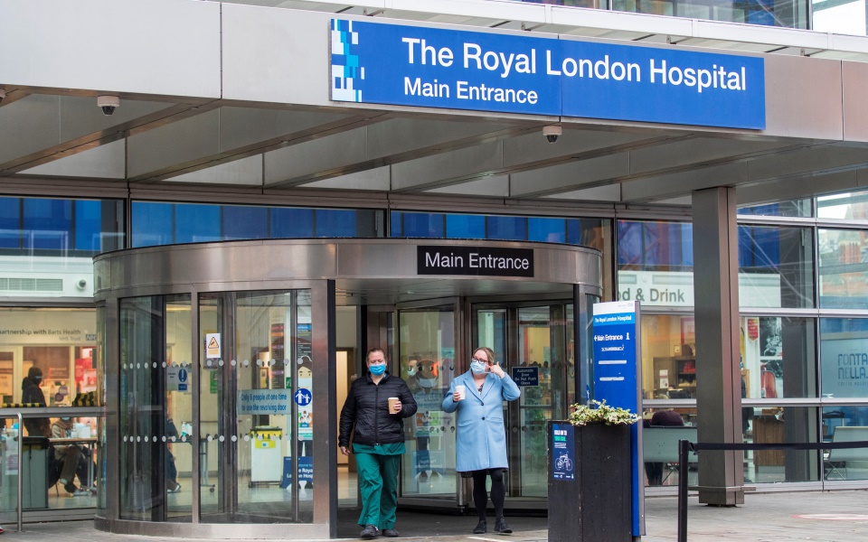 βρετανία-κοντά-στις-180-000-και-πάλι-τα-κρού-561658990