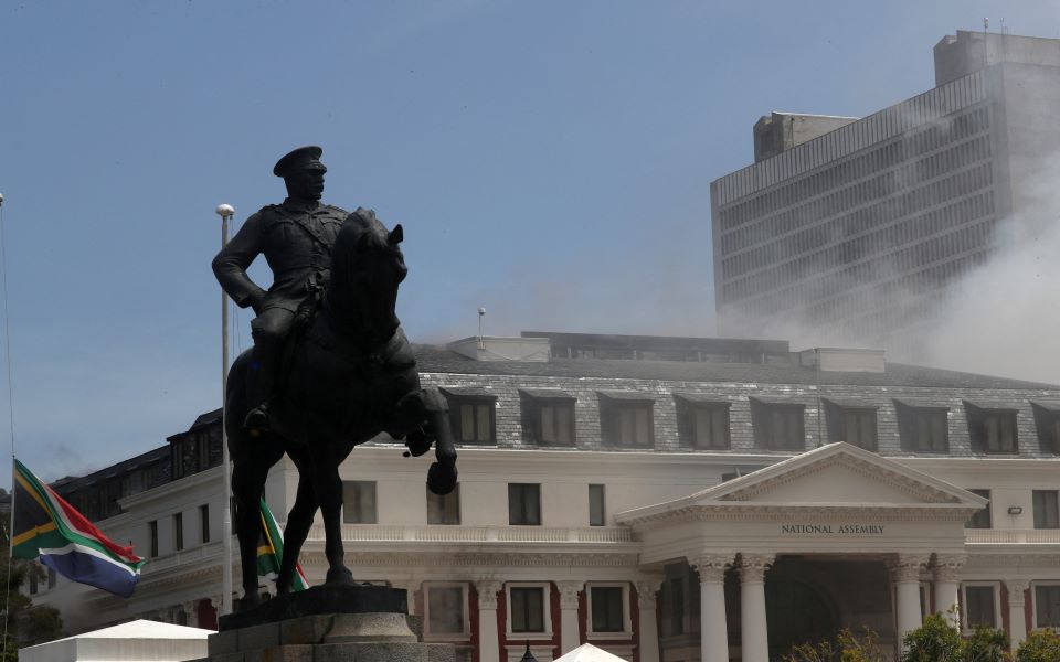 νότια-αφρική-συνελήφθη-ένας-ύποπτος-γ-561653632