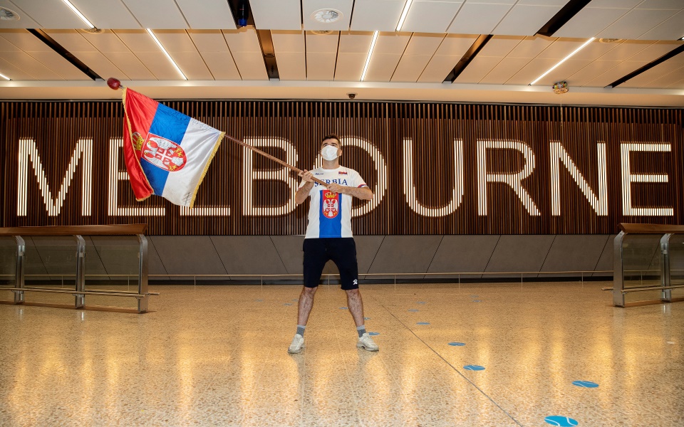 Εως Δευτέρα η απόφαση για Τζόκοβιτς που παραμένει σε καραντίνα-1