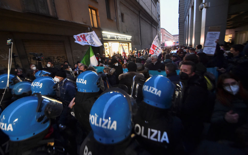 ιταλία-η-αστυνομία-διαμαρτυρήθηκε-γι-561669448