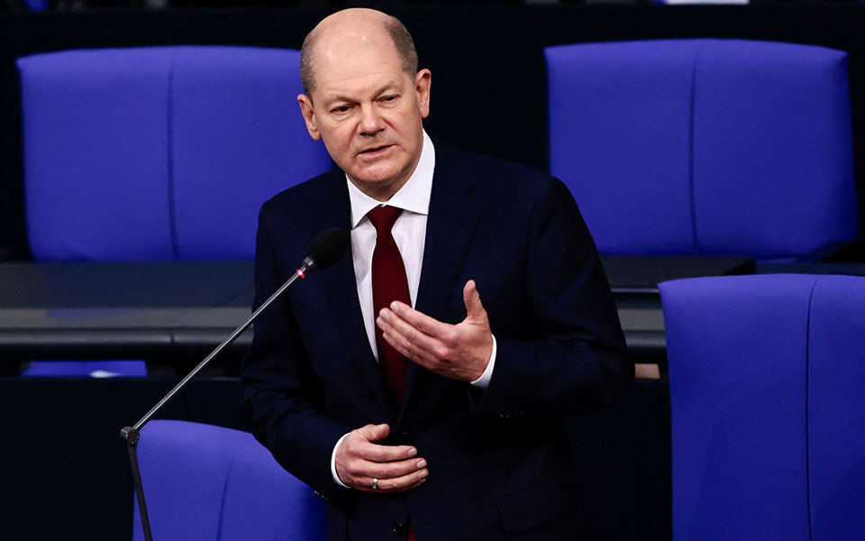 σολτς-υπέρ-υποχρεωτικού-εμβολιασμού-561666133