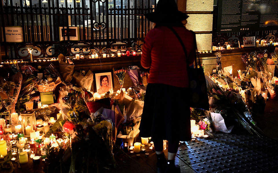 ιρλανδία-σε-σοκ-η-χώρα-για-τη-δολοφονία-561670588