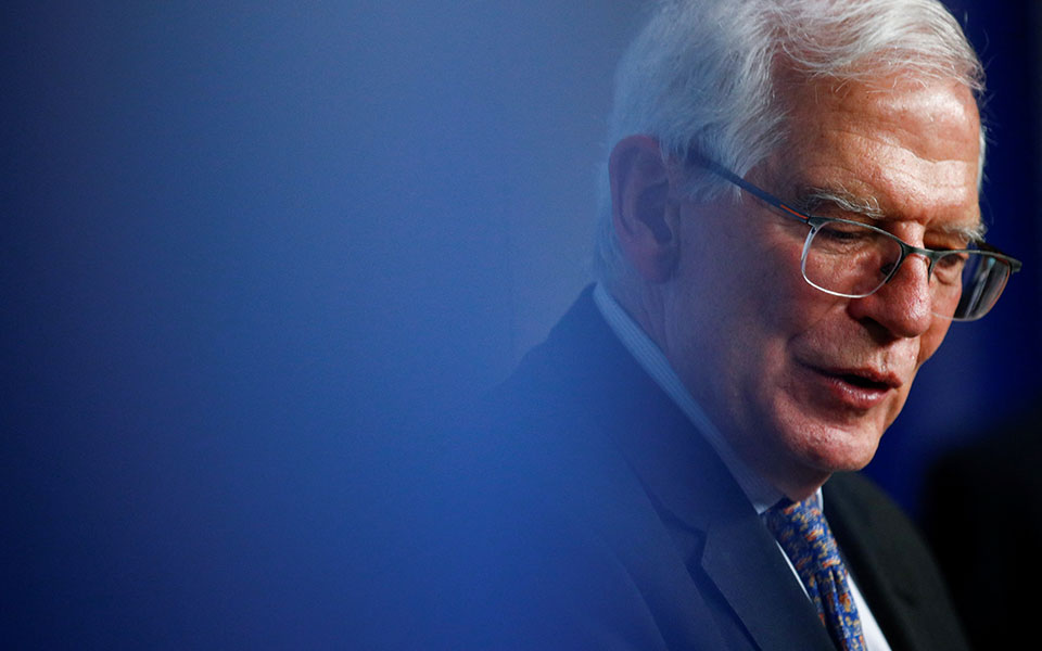 μπορέλ-δεν-αποσύρουμε-προς-το-παρόν-τι-561683509