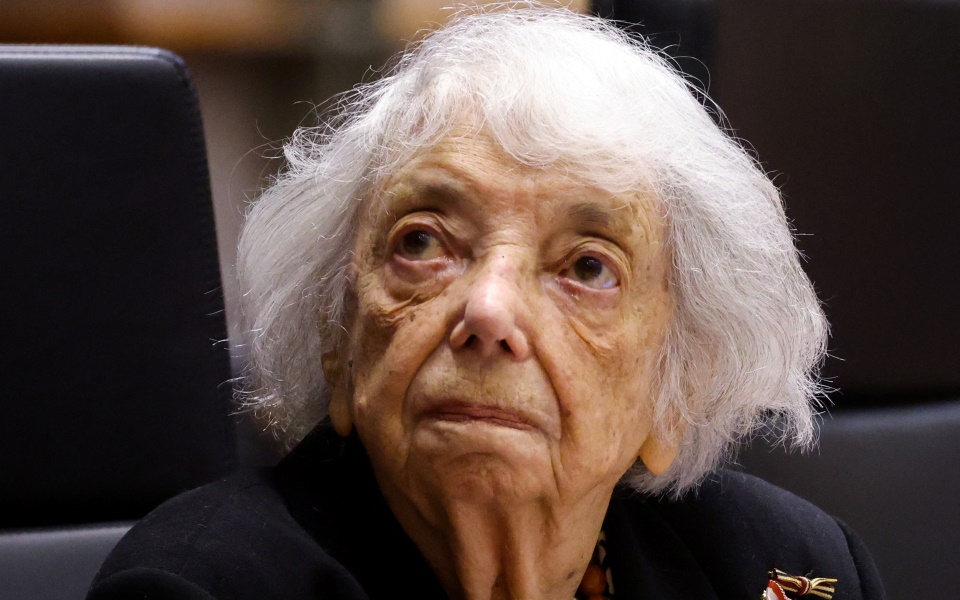 επιζήσασα-του-ολοκαυτώματος-κατά-αντ-561689902