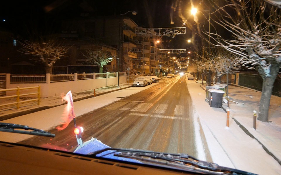 Κακοκαιρία «Ελπίς»: Στα λευκά πολλές περιοχές της χώρας – Live η πορεία του φαινομένου-2