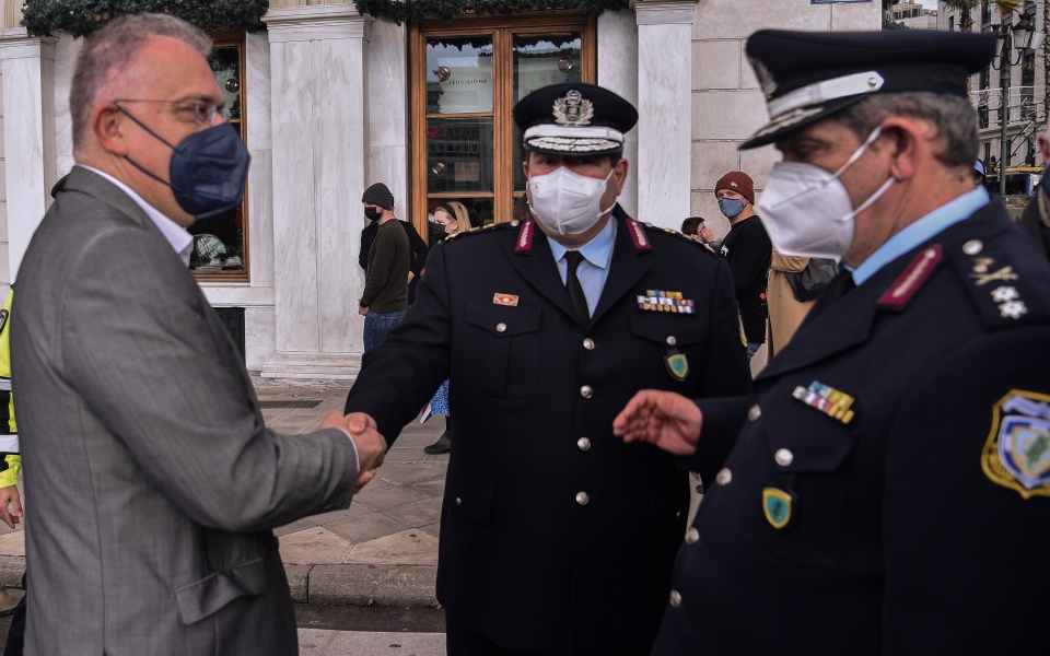 τ-θεοδωρικάκος-υποδέχθηκε-το-2022-στο-κέν-561653170