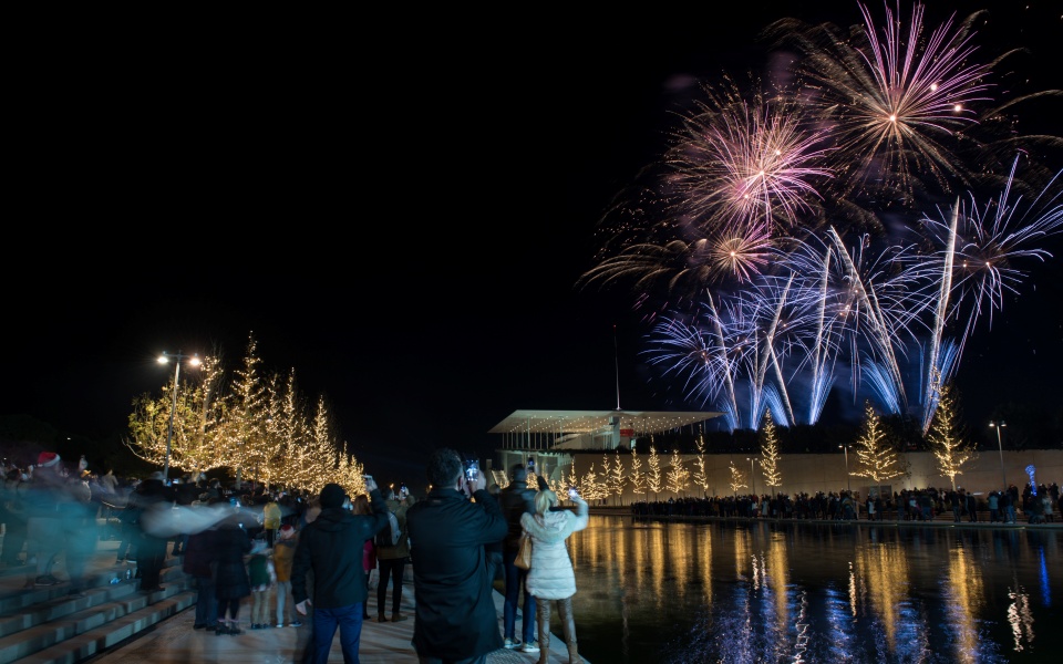 πρωτοχρονιά-2022-ο-πλανήτης-υποδέχθηκε-τ-561653104