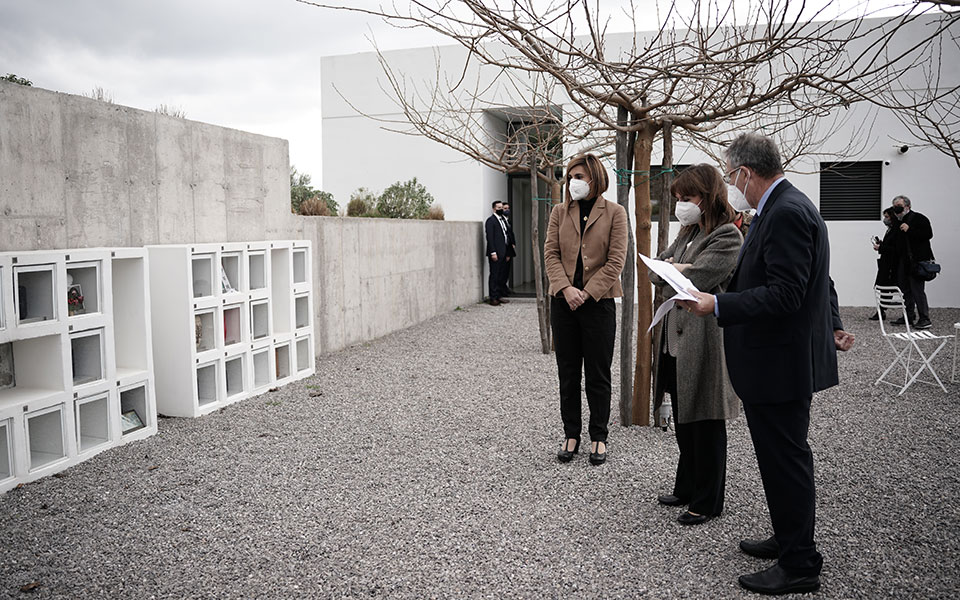 κ-σακελλαροπούλου-από-αποτεφρωτήριο-561672058