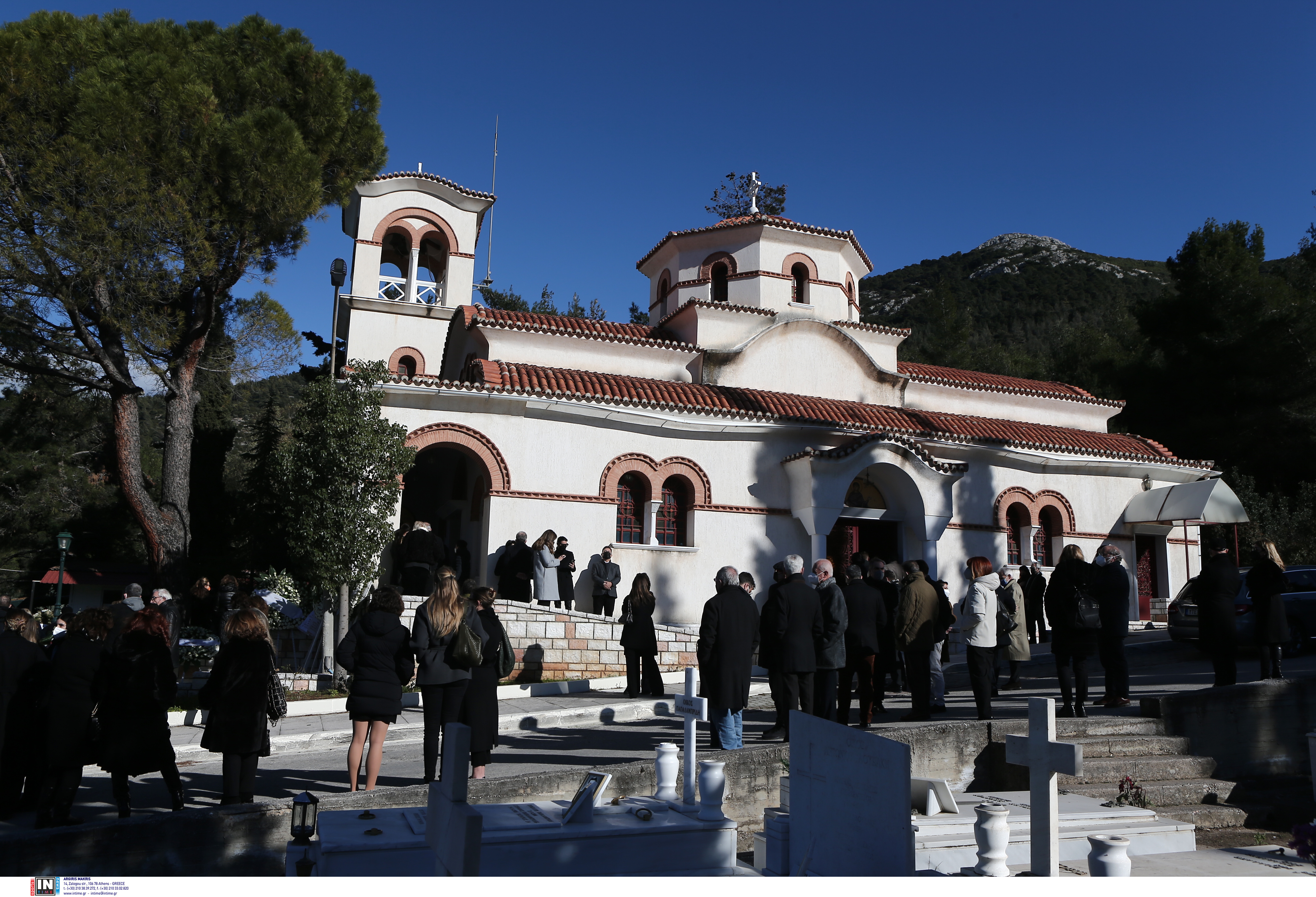 Αλέκος Φασιανός: Το τελευταίο αντίο στον εμβληματικό ζωγράφο-1