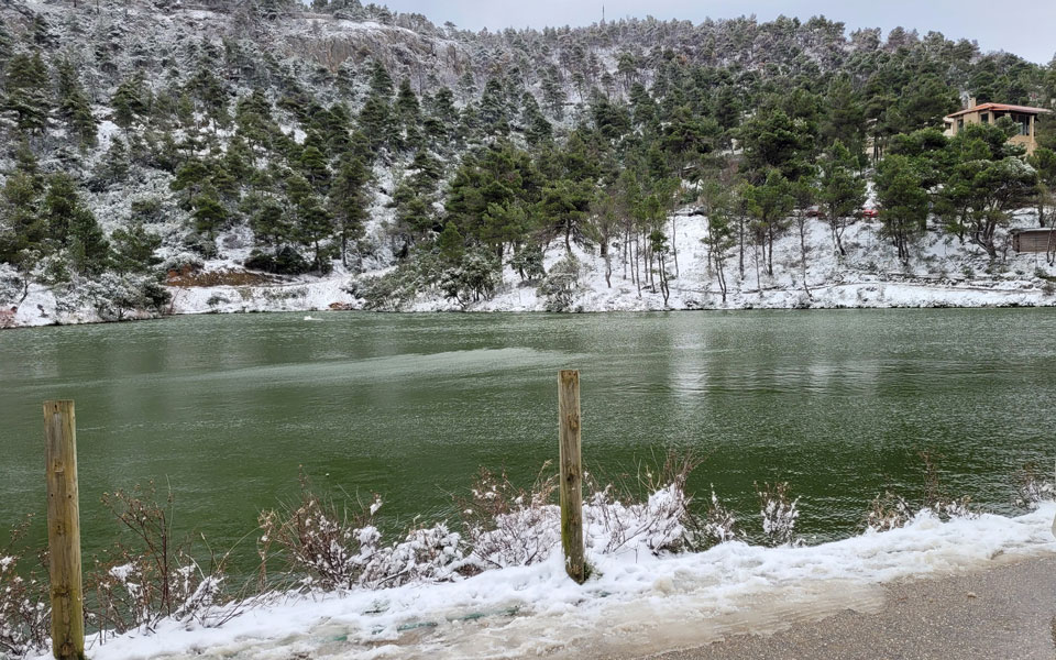 Κακοκαιρία «Ελπίς»: Στα λευκά πολλές περιοχές της χώρας – Live η πορεία του φαινομένου-1