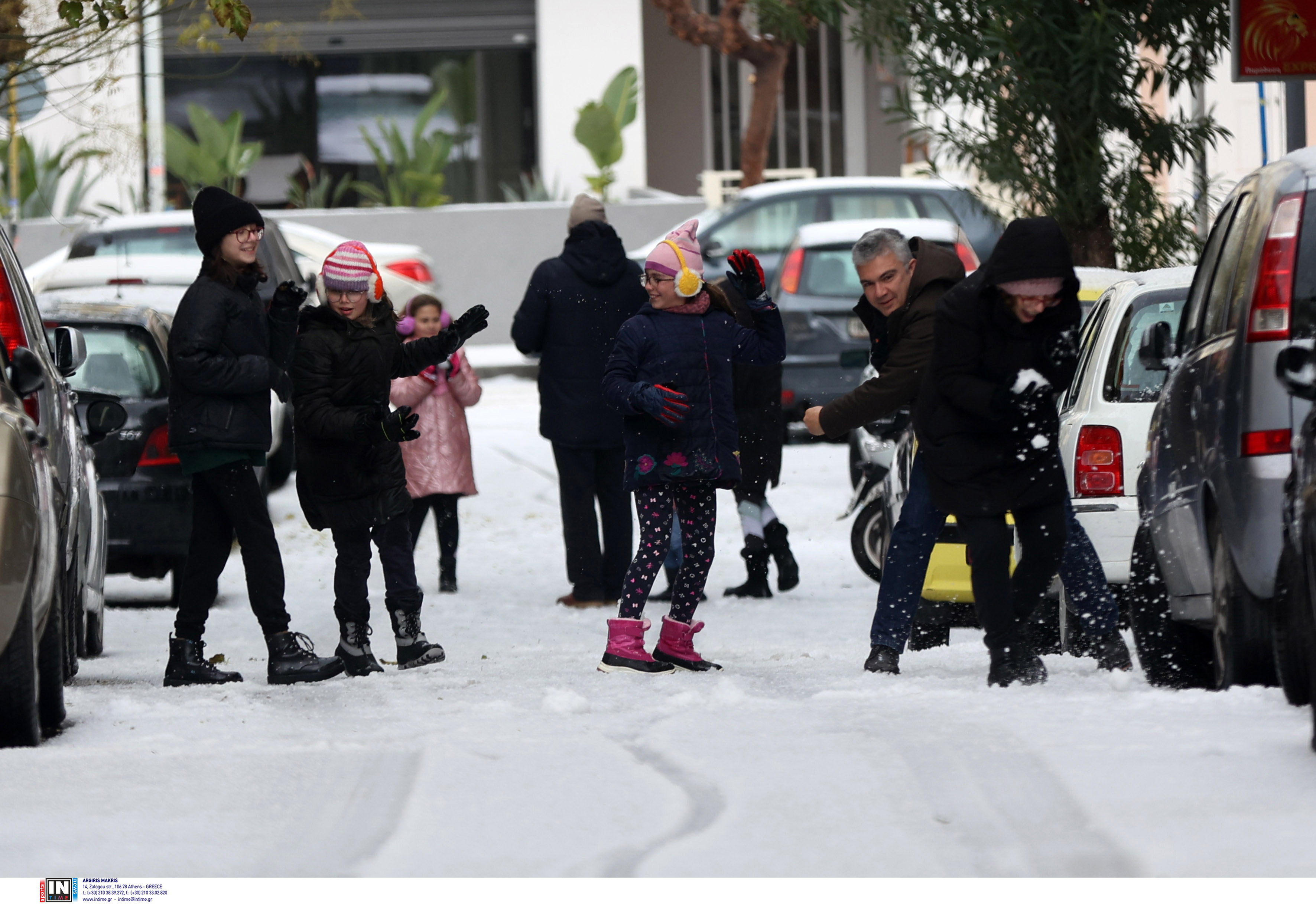 Ηράκλειο: Χιόνια στο κέντρο της πόλης – Κλειστά αύριο τα σχολεία (εικόνες)-3