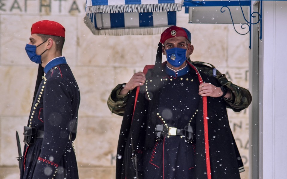 ελπίδα-σφοδρή-χιονόπτωση-και-χειμε-561683845