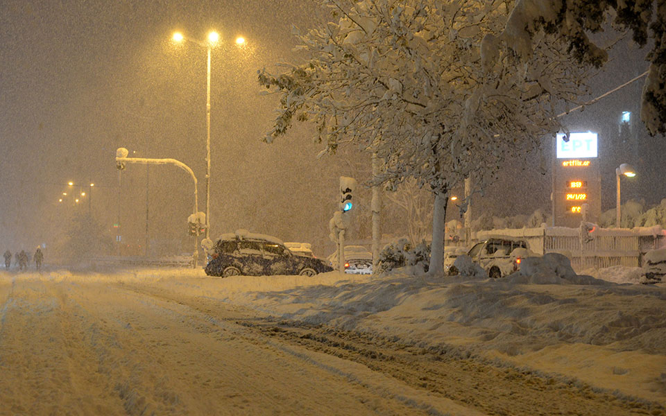 χωρίς-λεωφορεία-και-τρόλεϊ-η-αθήνα-εξα-561685189