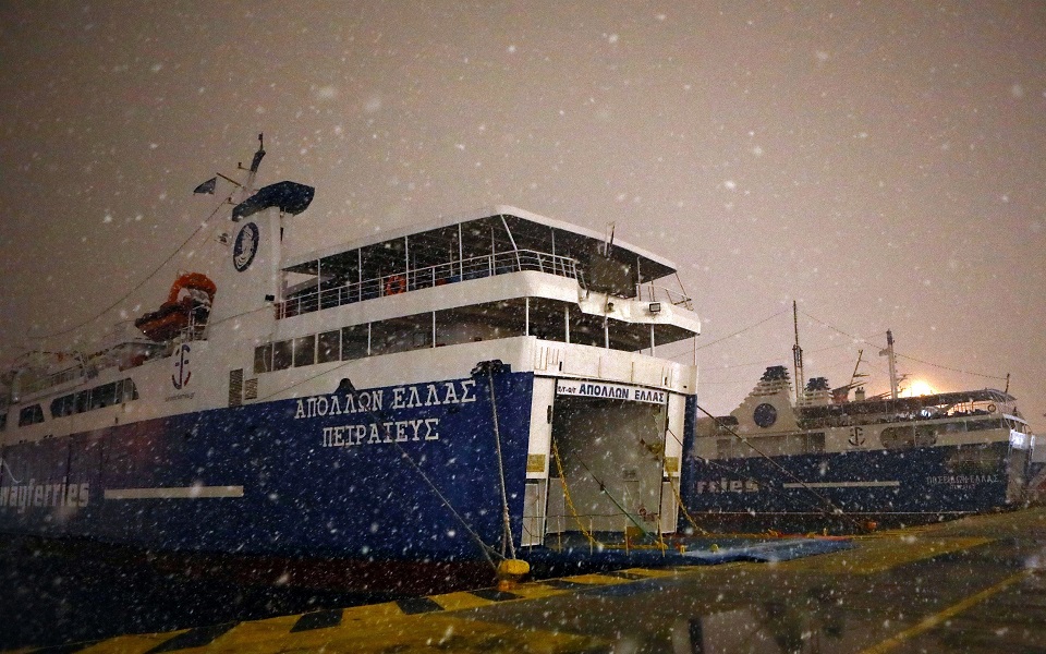 απαγορευτικό-απόπλου-από-πειραιά-ραφ-561685240