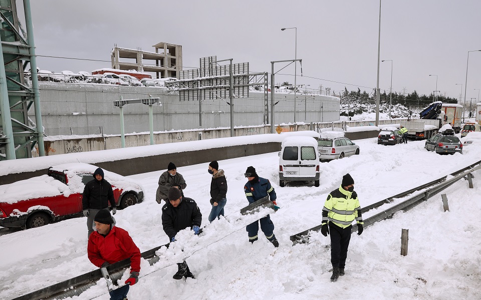 το-χρονικό-της-επέλασης-και-ο-εγκλωβισ-561685480