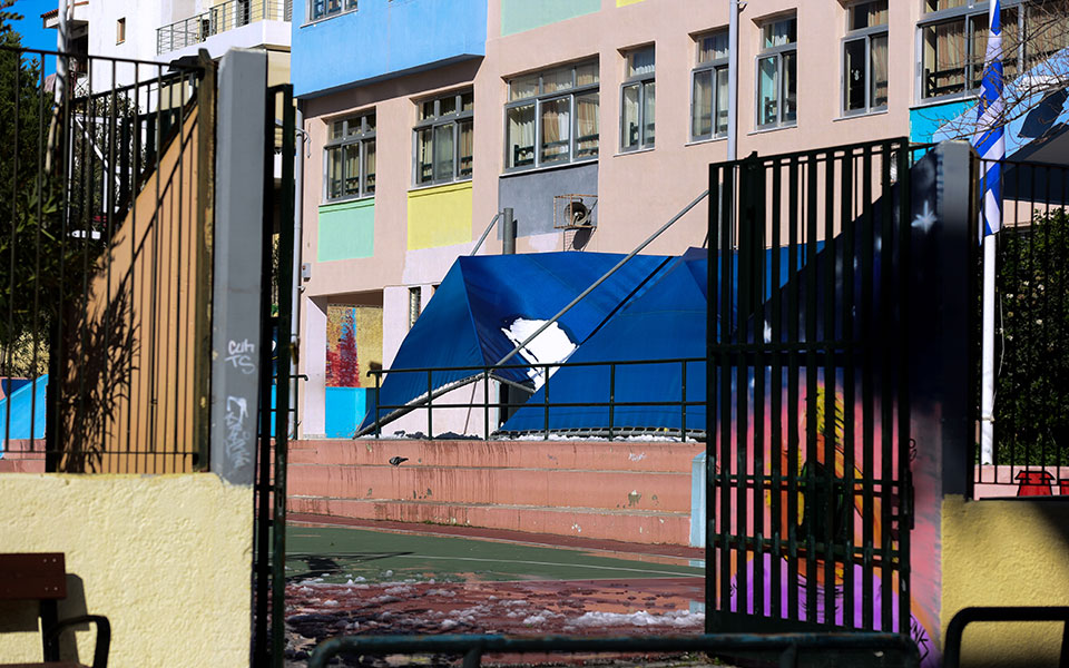 κακοκαιρία-κλειστά-σχολεία-μάθημα-μέ-561688897