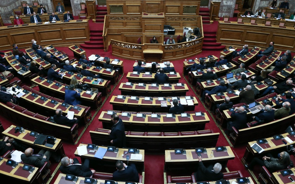 βουλή-κιναλ-βρέθηκε-λύση-για-τη-σύγκ-561691858