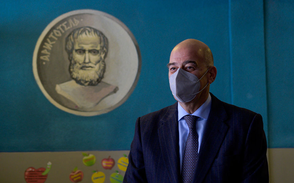 ν-δένδιας-η-ελλάδα-θα-σταθεί-δίπλα-στη-561695872