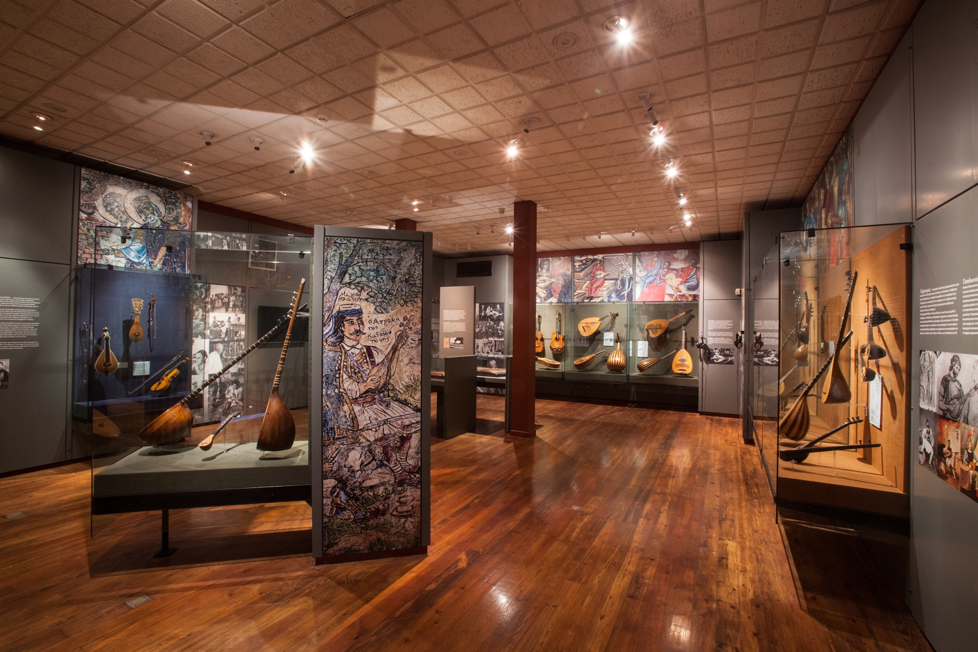 η-επανάσταση-ήθελε-τραγούδι-561686593