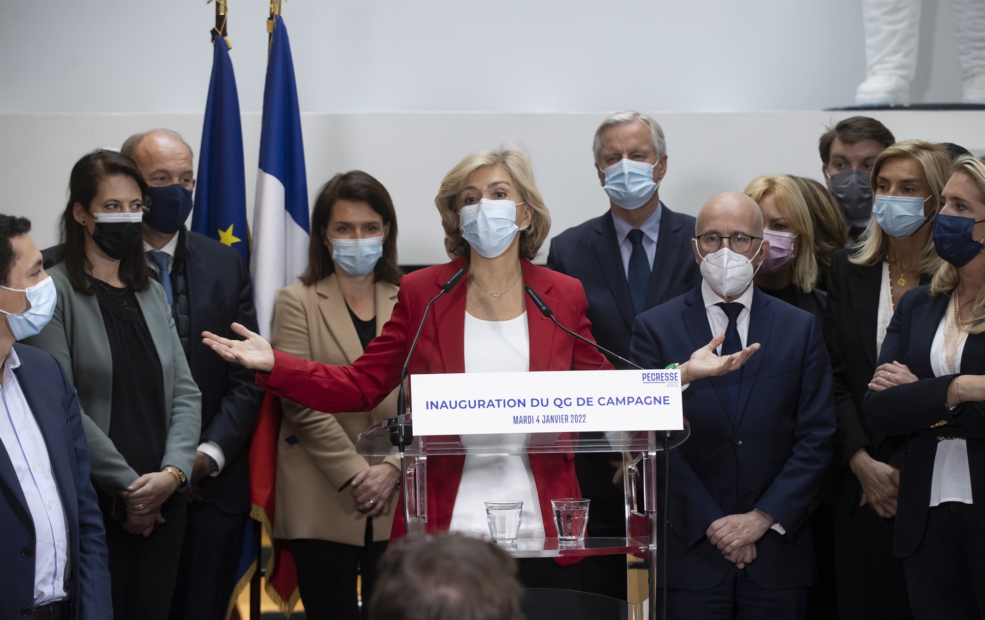 ο-μακρόν-σε-κρίσιμο-σταυροδρόμι-561660094