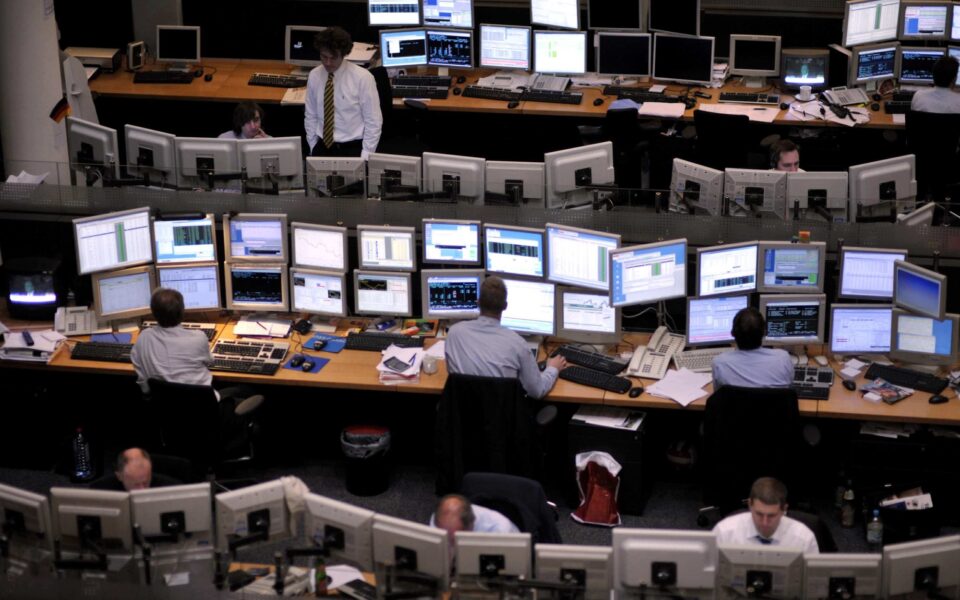 στη-σκιά-της-fed-και-της-ουκρανίας-561685303