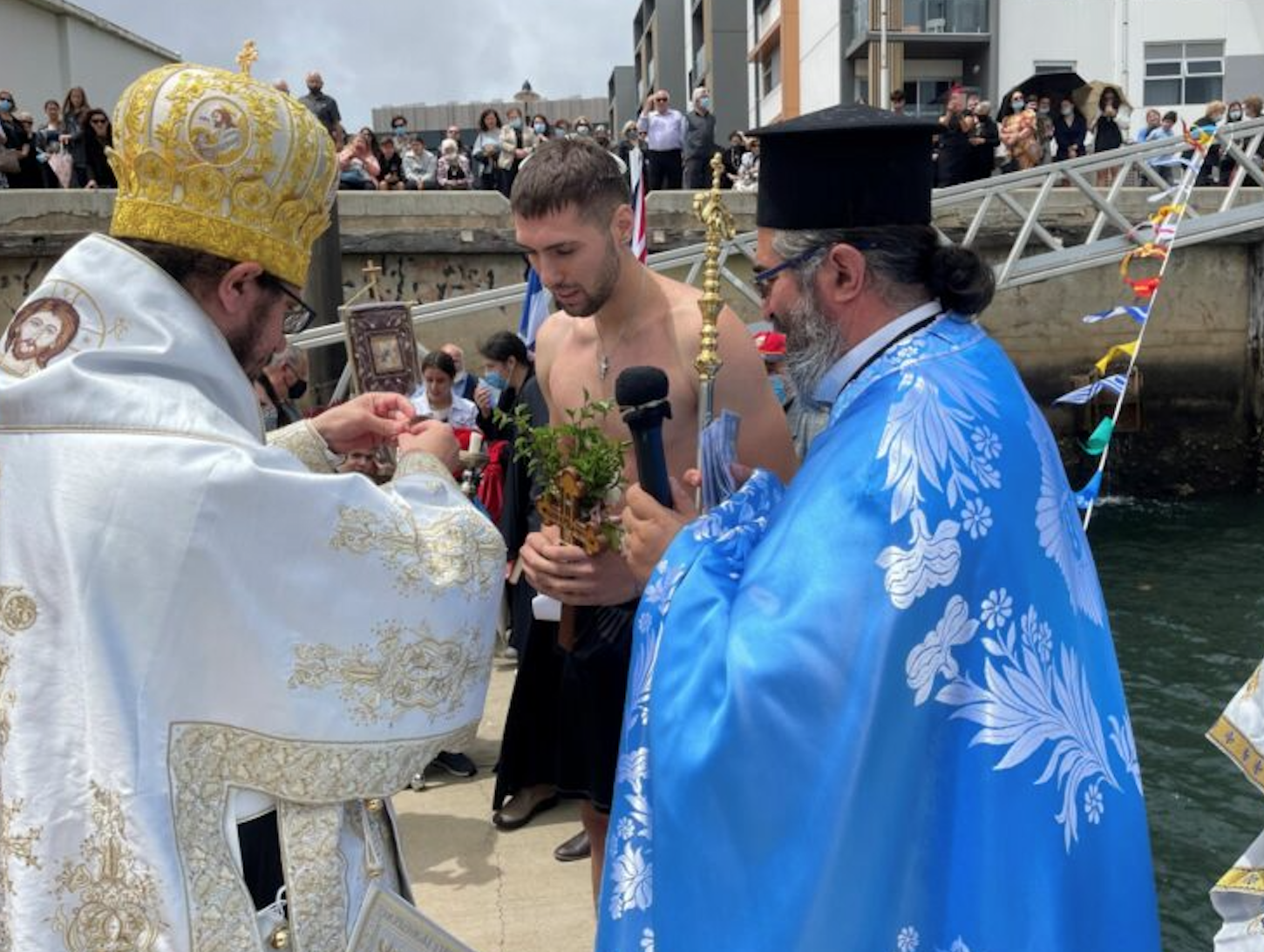 Οι Ελληνες γιορτάζουν τον αγιασμό των υδάτων από τη Γαύδο έως τη Φλόριντα-2