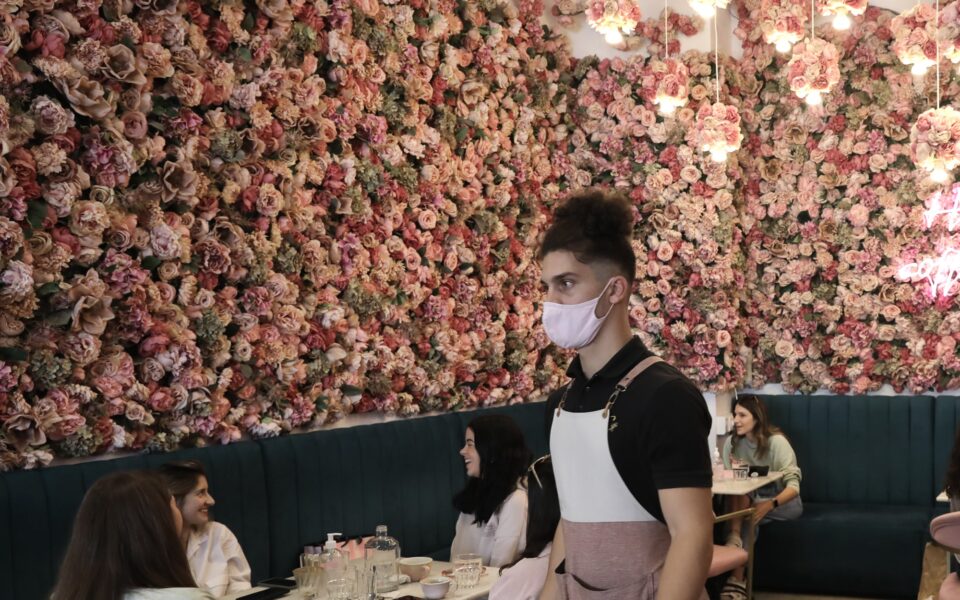 κορωνοϊός-μερική-άρση-των-μέτρων-από-δ-561694540