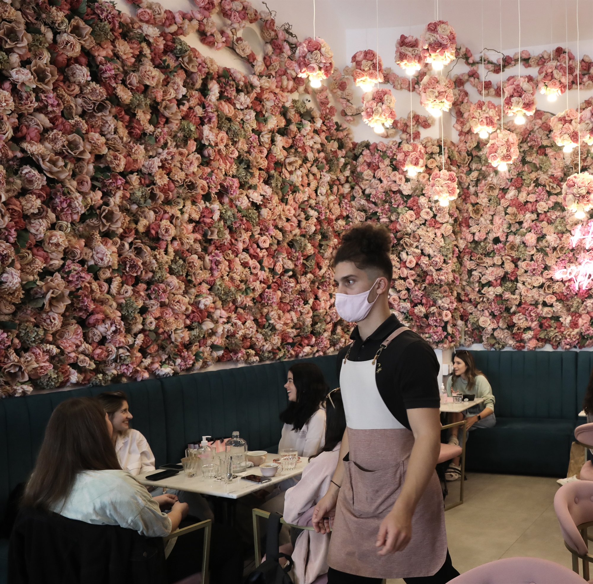 κορωνοϊός-μερική-άρση-των-μέτρων-από-δ-561690217