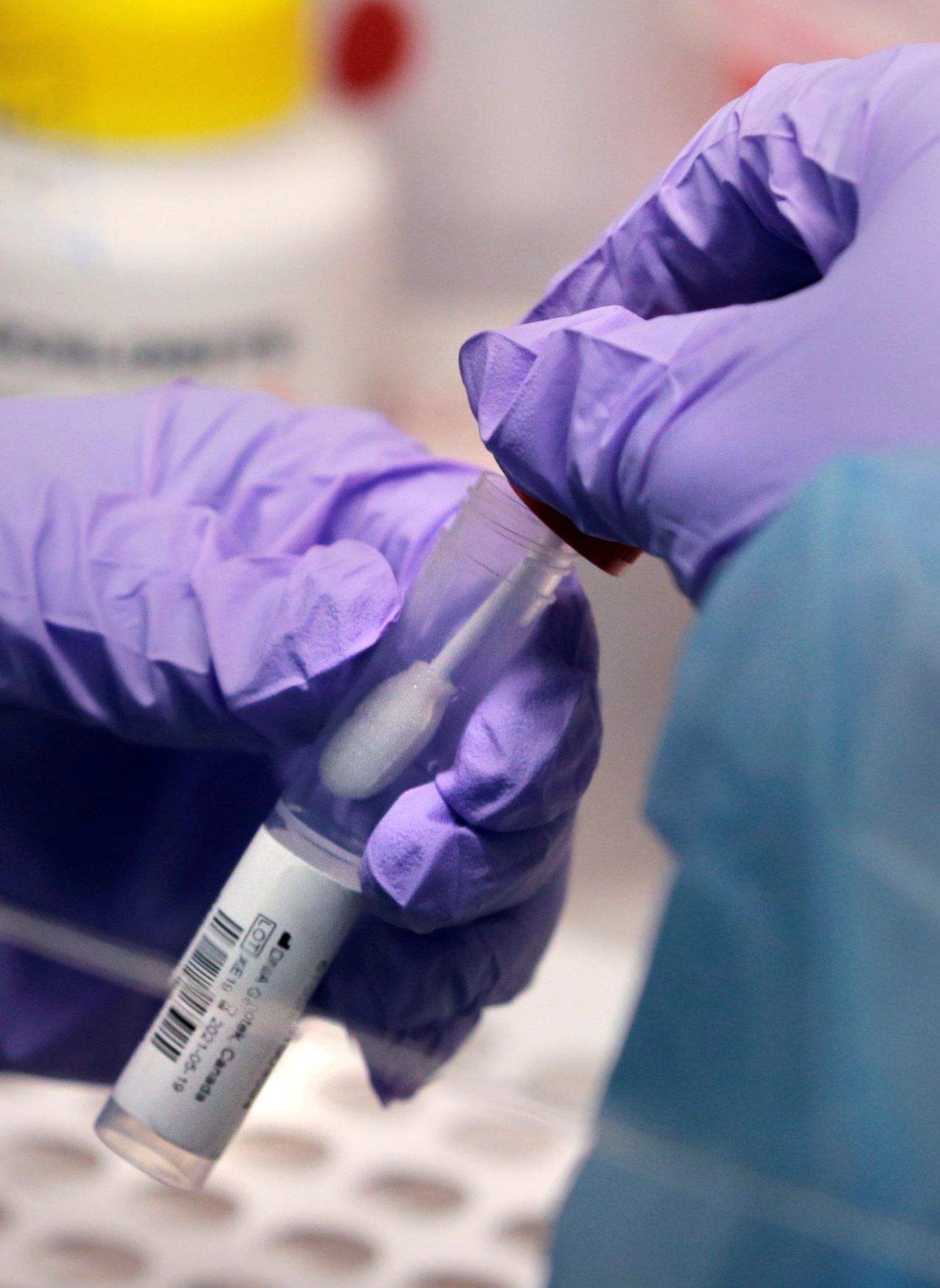 εοδυ-δεν-διαφέρει-από-την-όμικρον-η-υ-561680584