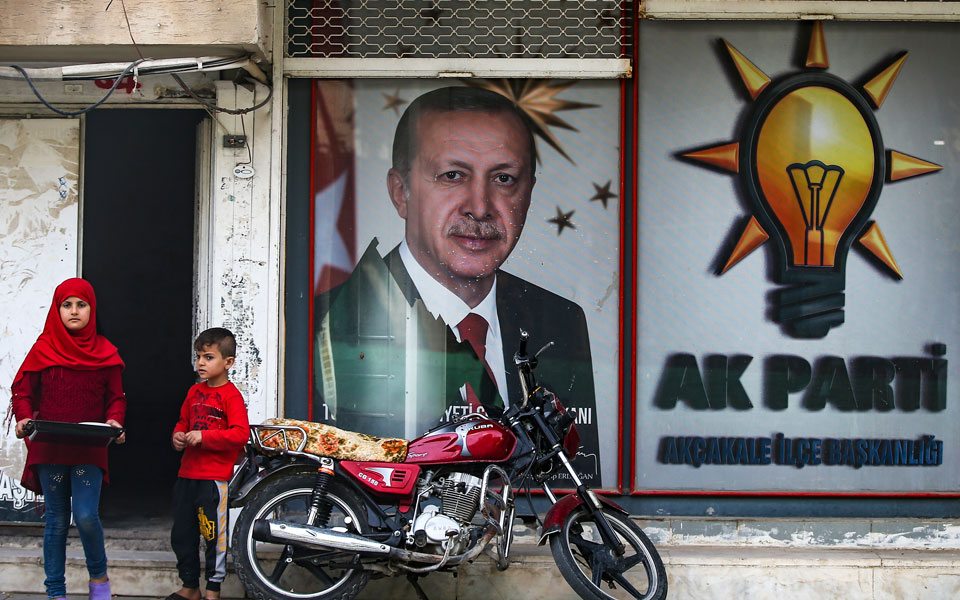 ανταποκριτής-corriere-della-sera-εγκληματίας-ο-ερντο-561664465