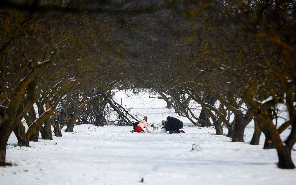 ο-καιρός-αύριο-επιδείνωση-με-καταιγίδ-561695698
