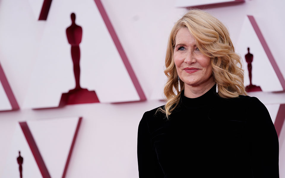 λόρα-ντερν-μπένεντικτ-κάμπερμπατς-συ-561695665